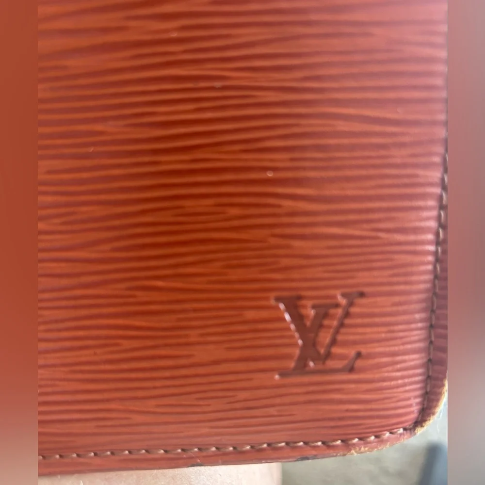 Authentic Louis Vuitton Brown Epi Leather Riviera Handbag